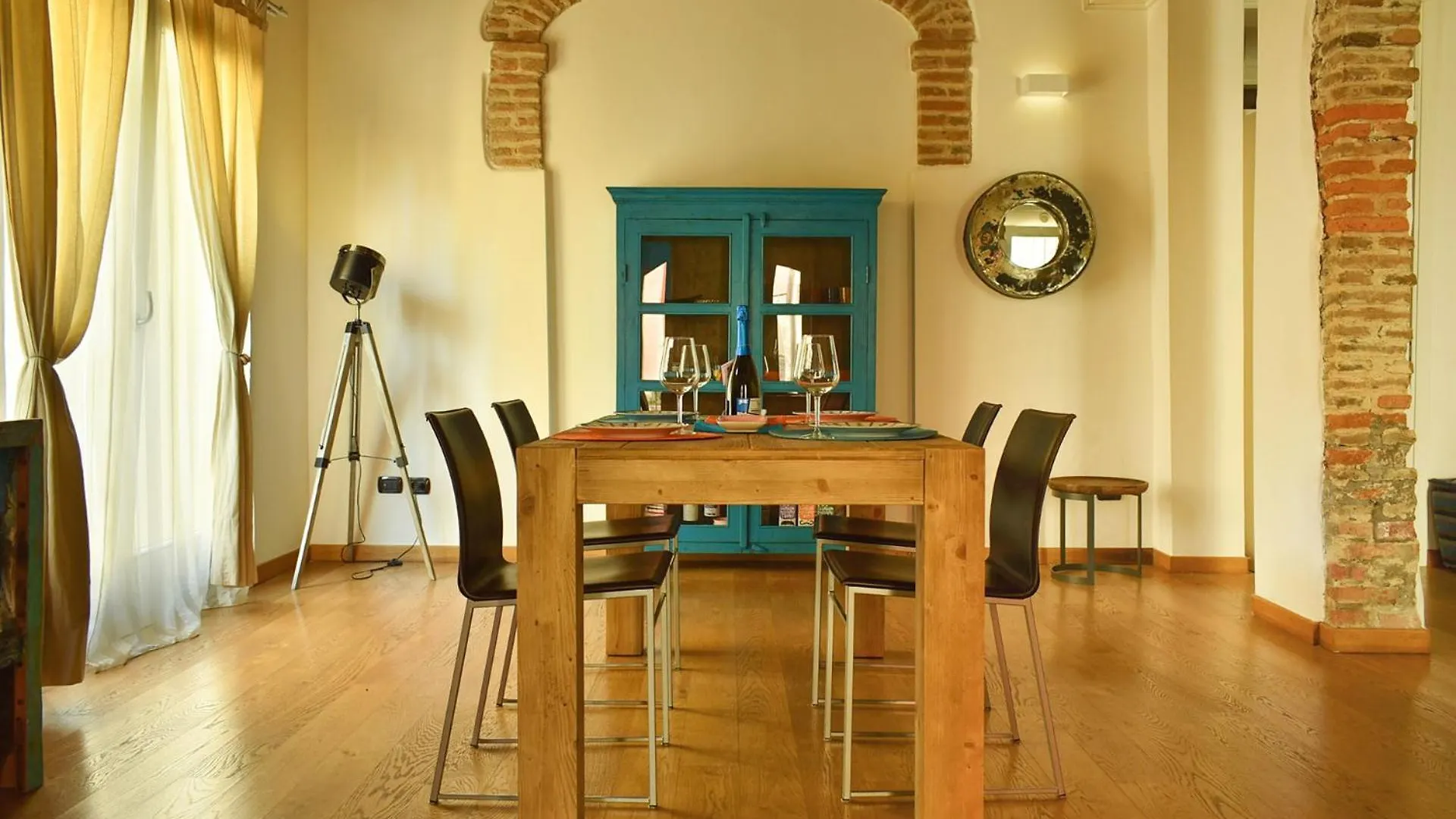 Welc-Om Casa A Colori Nel Borgo Apartment Monselice Italy